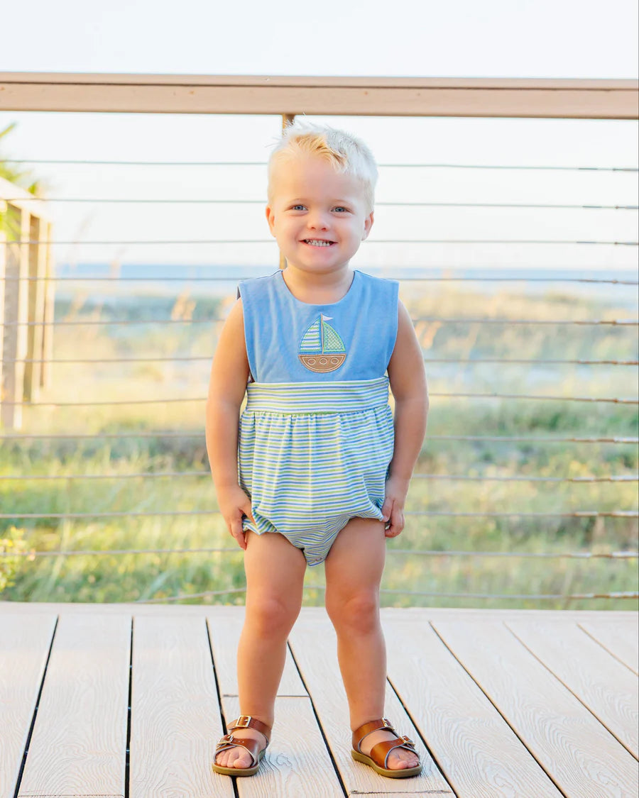 Sailin' Away Benjamin Bubble